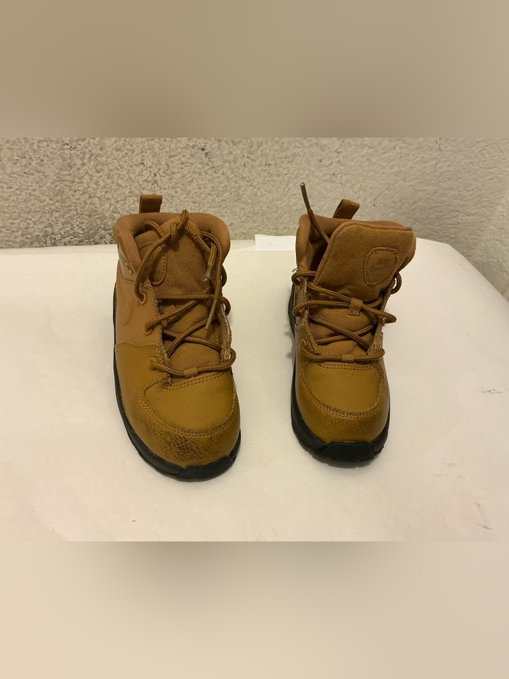 Nike Kids' Tan/Brown High-Top Boots